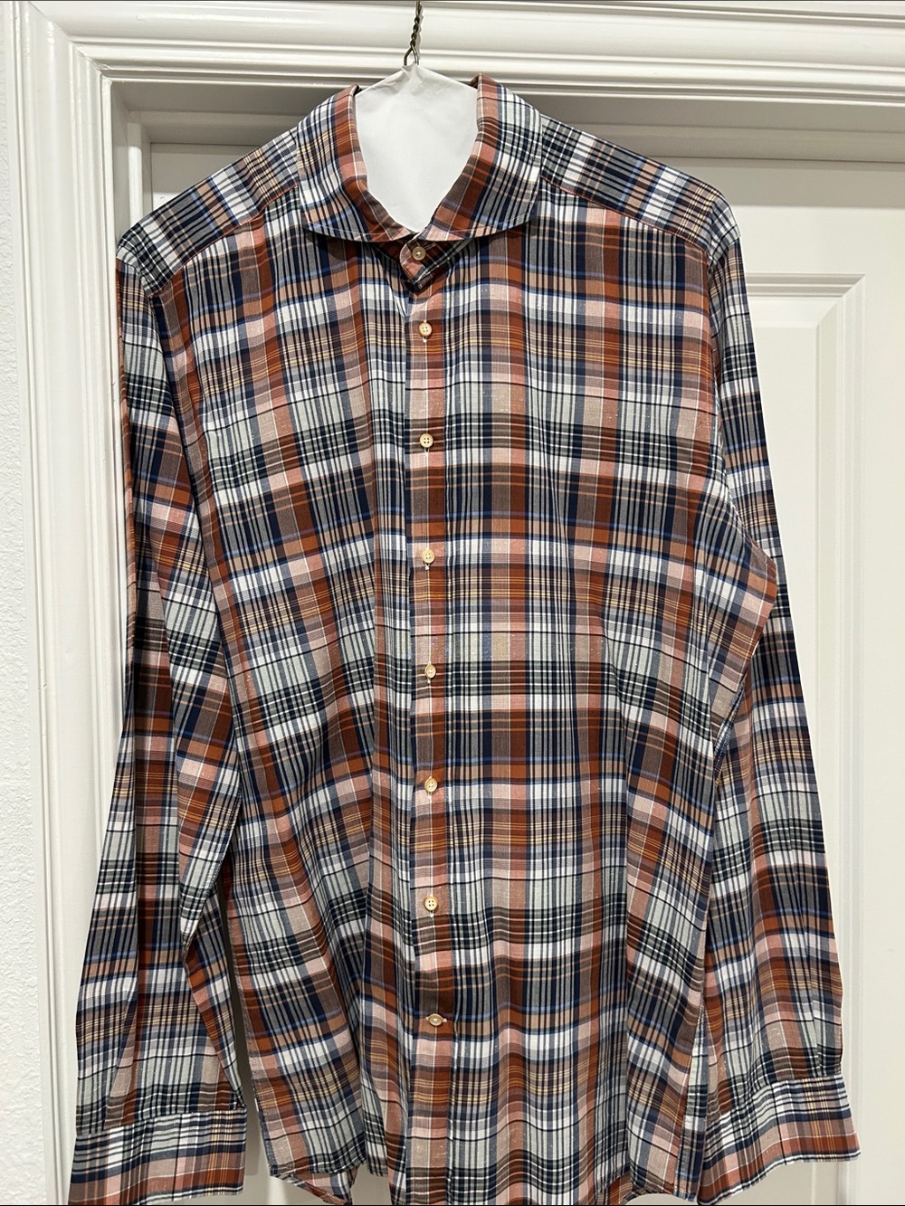 Suitsupply Brown and White Plaid Button-Down Shirt in cotton, EUC, 17L.